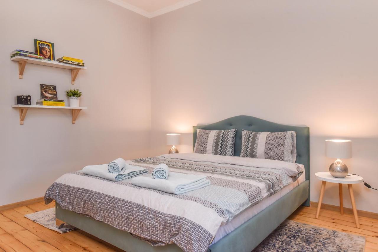 Spacious Vintage 2Br, 2Bath Apartment By Flat Mаnager โซเฟีย ภายนอก รูปภาพ