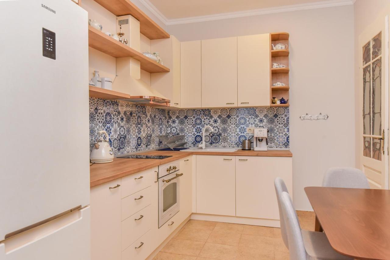 Spacious Vintage 2Br, 2Bath Apartment By Flat Mаnager โซเฟีย ภายนอก รูปภาพ